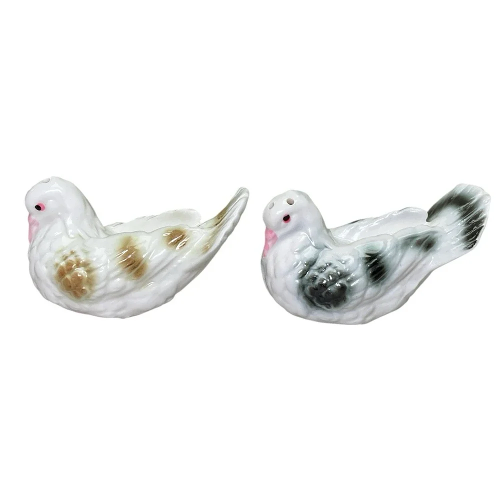 Vintage Ceramic Doves‎ Birds Salt & Pepper Shaker Set Novelty Animal